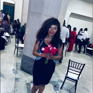 Meet your Posher, Veronica